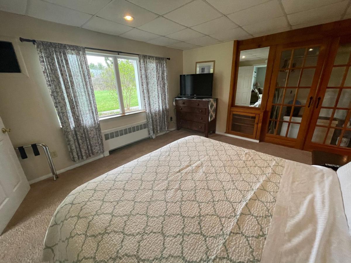 Skaneateles Inn On 20 Auburn Bagian luar foto