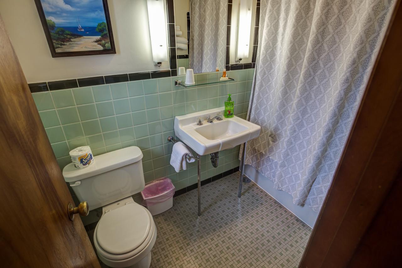 Skaneateles Inn On 20 Auburn Bagian luar foto