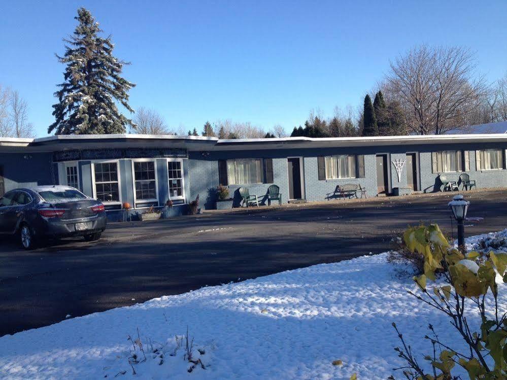 Skaneateles Inn On 20 Auburn Bagian luar foto
